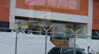 Riña en FénixLara termina con un reo muerto