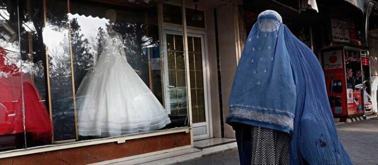 Decapitación de maniquíes bajo orden talibán se extiende a Kabul