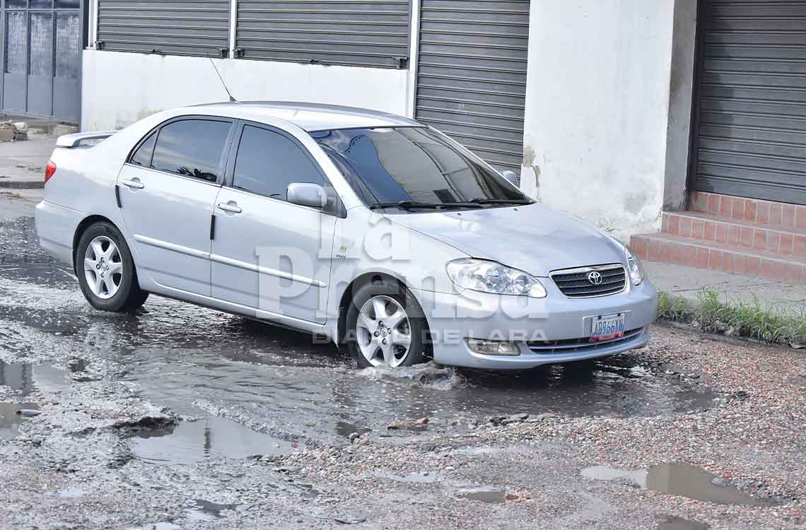 Vecinos de la calle 29 exigen soluciones ante el deterioro vial