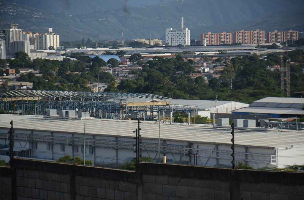 Desaceleración económica impacta al sector privado en Venezuela