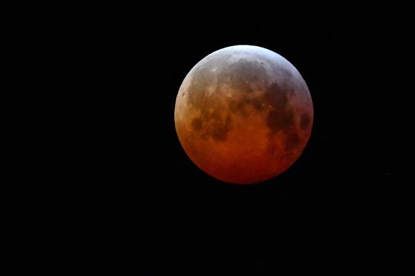 Superluna y eclipse de luna