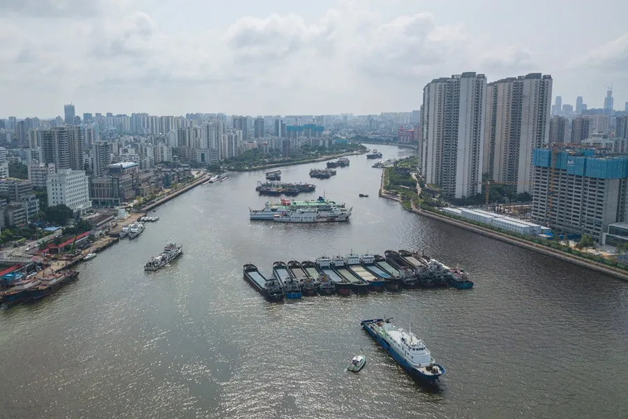 Las autoridades chinas ordenaron este viernes la evacuación de más de 419.000 personas de la provincia de Hainan en vísperas de la llegada del supertifón Yagi a la costa sureña del país