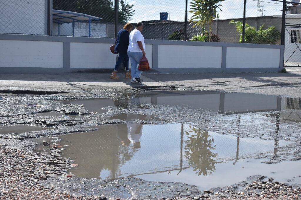 Vecinos de la calle 29 exigen soluciones ante el deterioro vial