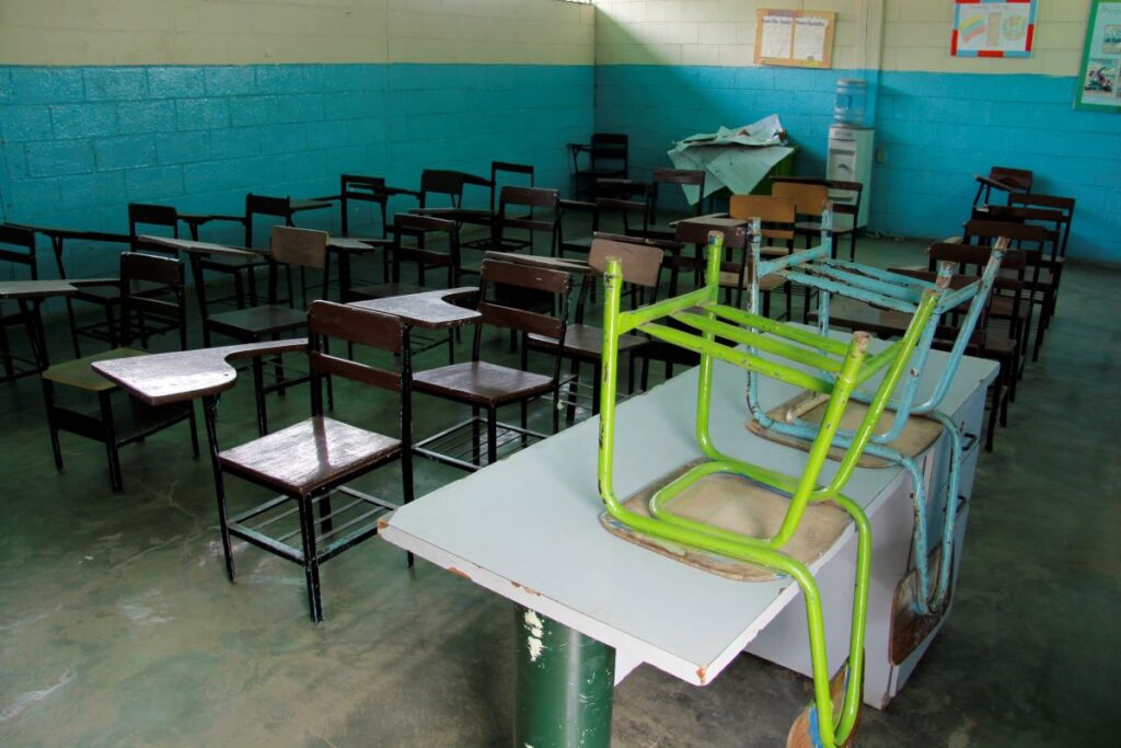 La Federación Venezolana de Maestros afirma que el panorama de retorno a las aulas comienza con tres millones de niños  fuera del sistema educativo nacional.