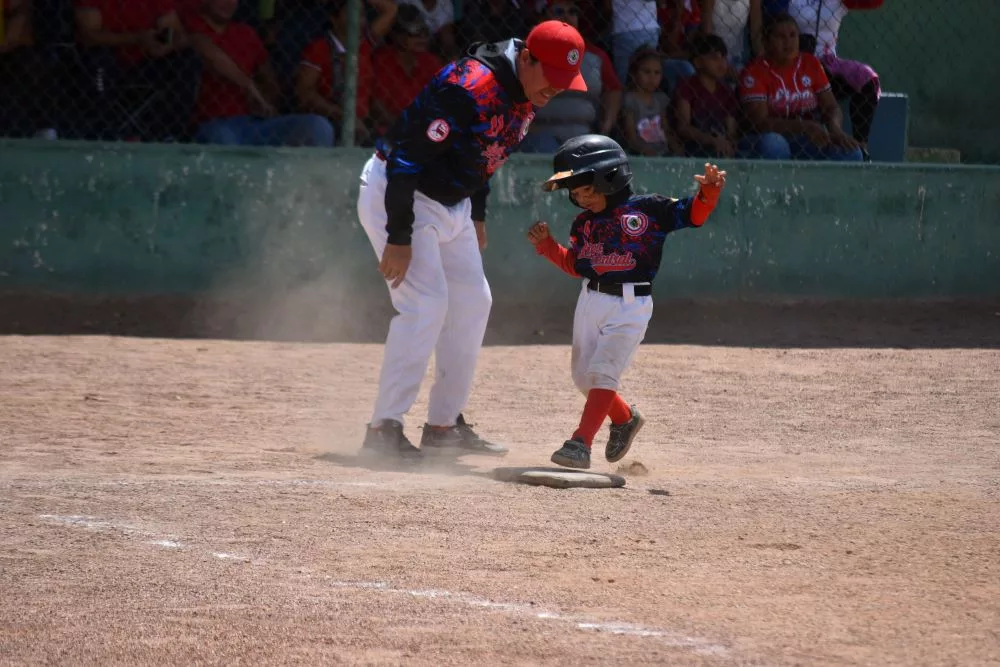 niños beisbol