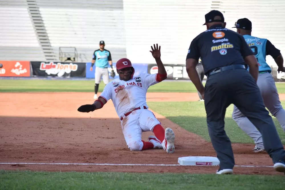 Cardenales de Lara 2 3 jpg