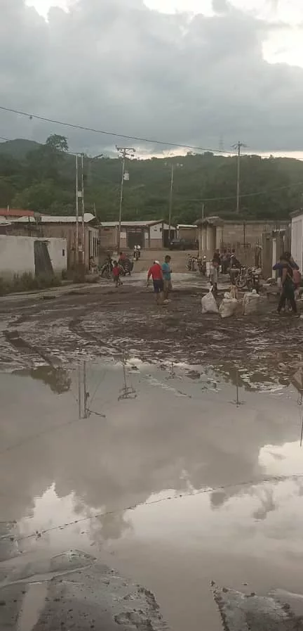 desbordamiento del rio 2 jpeg