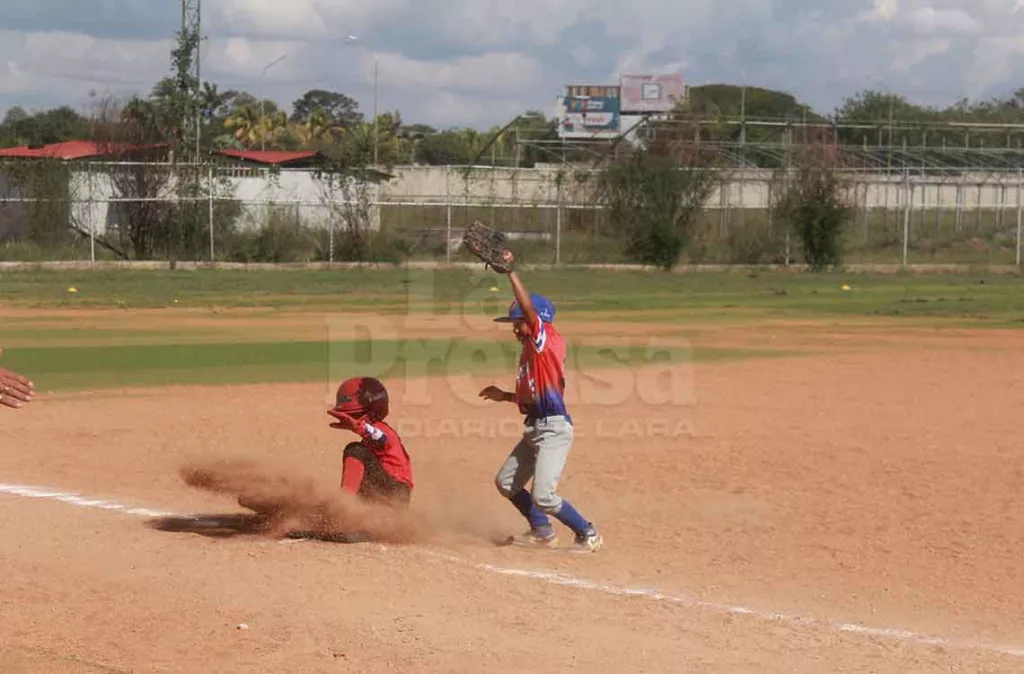 escuela de béisbol Uptaeb - Lara