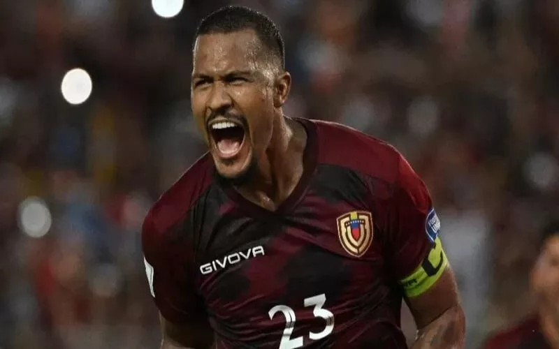 Salomón Rondón ha consolidado su posición como uno de los mejores delanteros de América