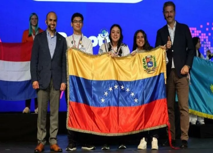 Una delegación de 47 niños y jóvenes venezolanos, obtuvieron el sitial de honor en la Olimpiada Mundial de Robótica