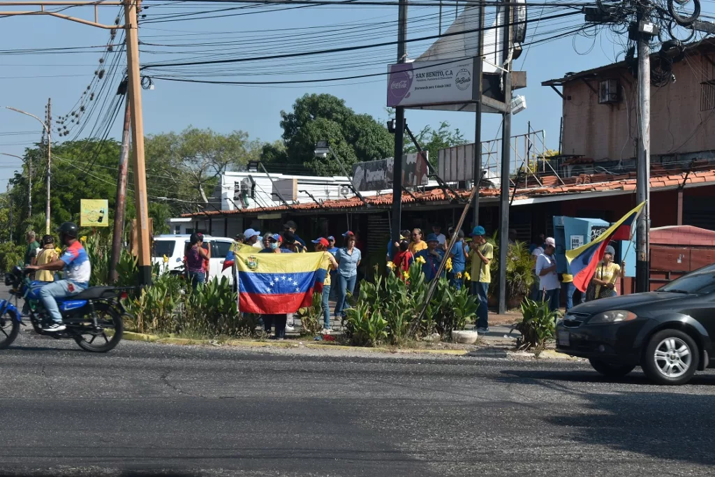 Protestas pacíficas en Lara, se desarrollaron en la urbanización Las Mercedes en Palavecino