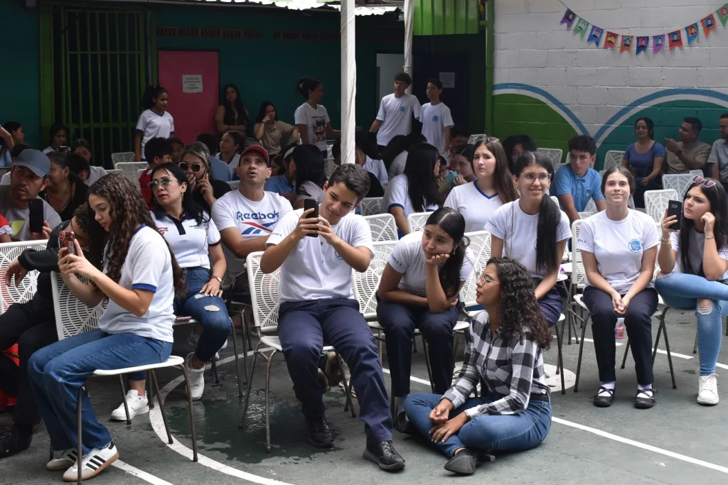 colegio san juan bosco pp 30 01 25 21