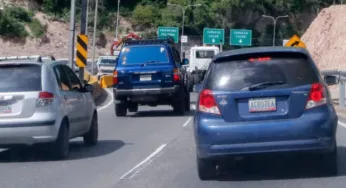 INTT anuncia imposición de multas a conductores que circulen vehículos sin placas