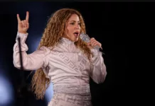 Shakira lleva adelante Las mujeres ya no lloran tour