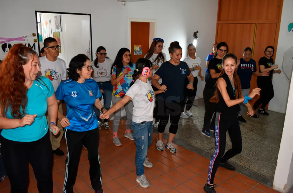 Fundación "Solo Faltas Tú" promueve el baile para la salud