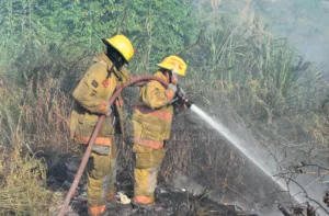 Bomberos atienden 68 incendios en marzo