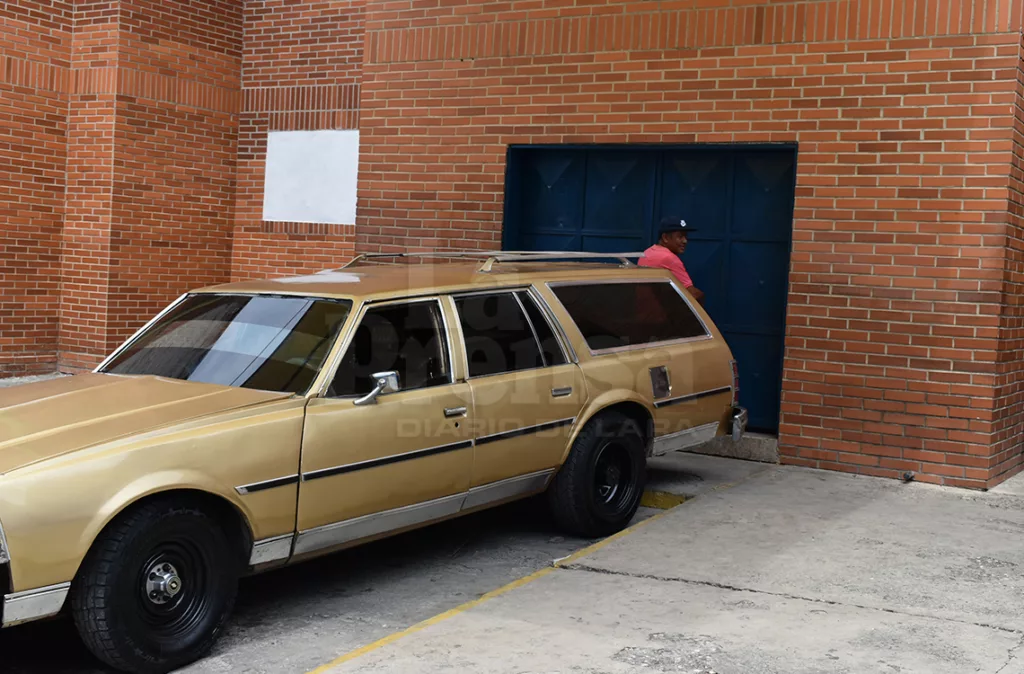 Fallece hombre al caerle un cardón