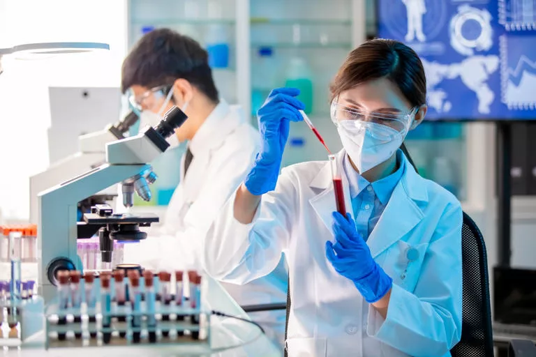 Alzheimer: EE.UU. aprueba el primer test sanguíneo