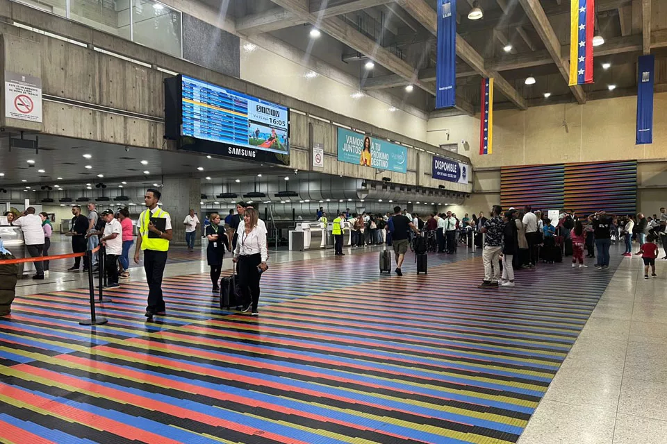 Aeropuerto-Maiquetia-Instalaciones-internas