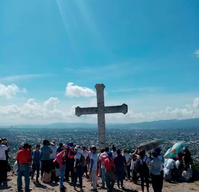 Cerro la cruz png