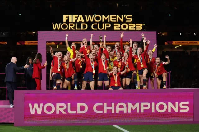 Mundial femenino png