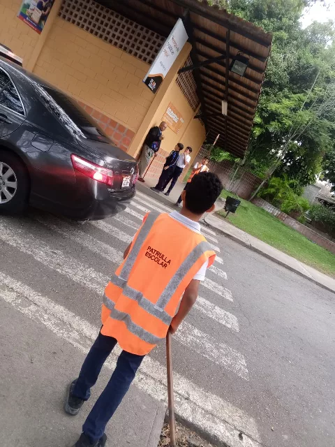 En el colegio Río Claro, las patrullas escolares han servido para el control del tráfico interno.