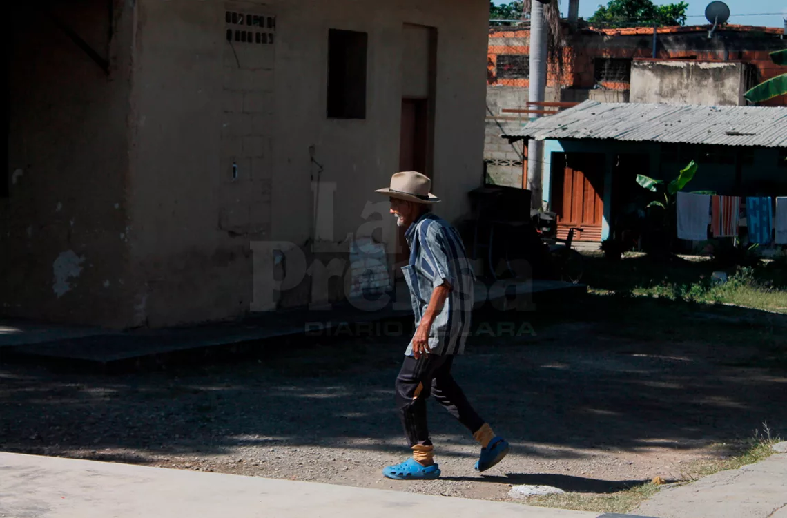La soledad se convierte en un desafío en la vejez