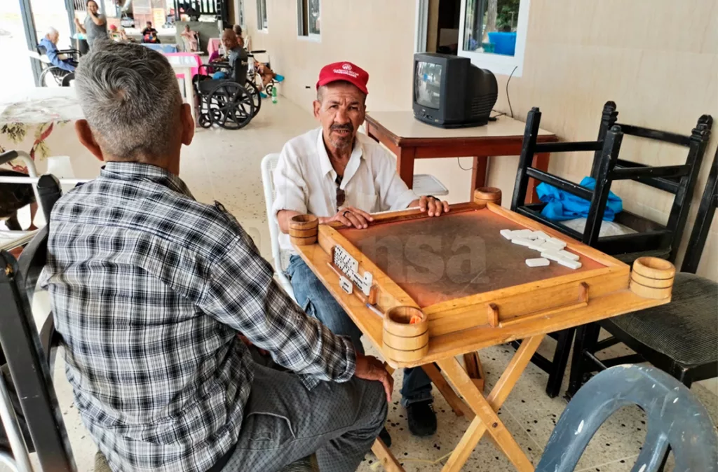 La soledad se convierte en un desafío en la vejez