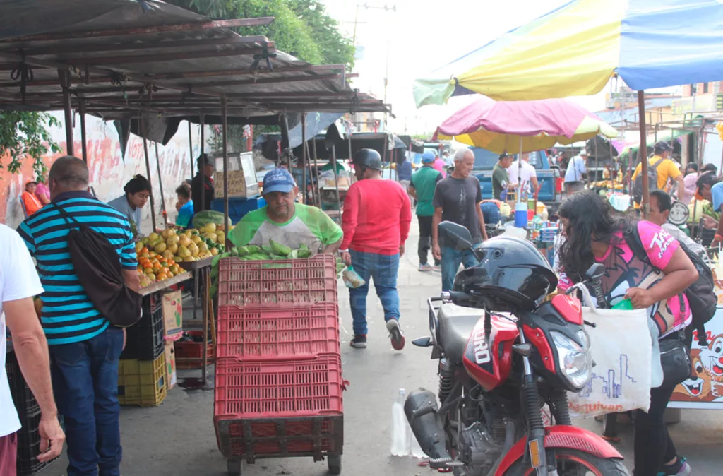 Centro de Barquisimeto se movilizó con normalidad este domingo