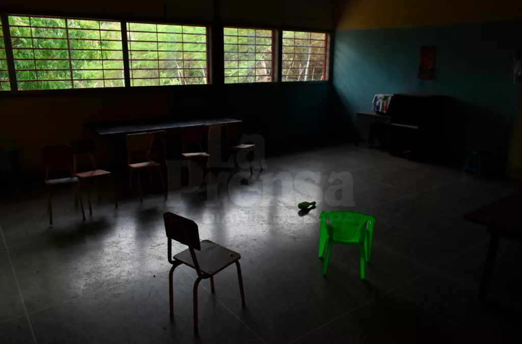 Crisis educativa se ve marcada por deserción, migración y desatención social