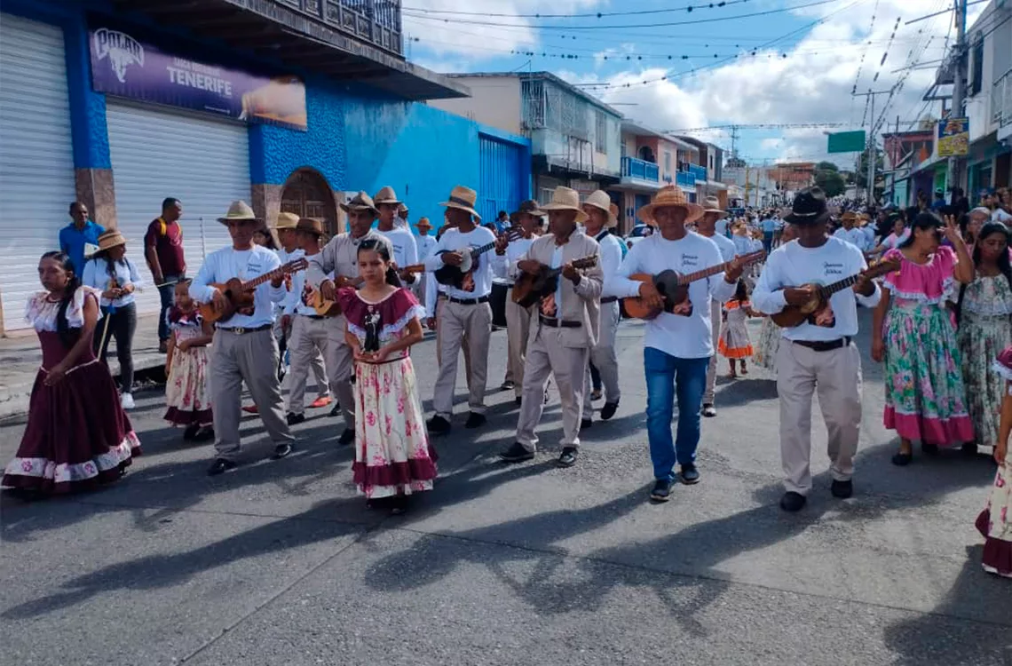 Guía cultural en Lara: folclor, garrote, arte y cine