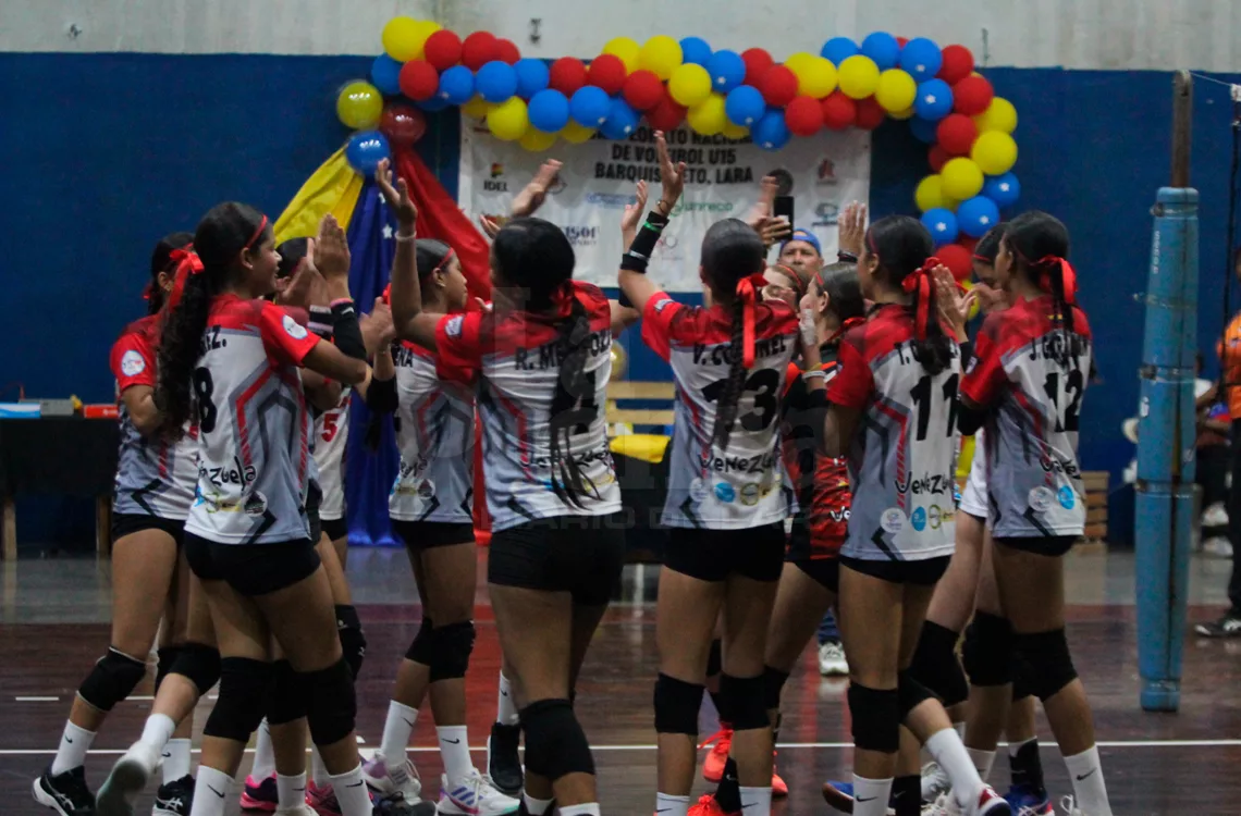 Lara destaca en el Campeonato de Voleibol U15 femenino