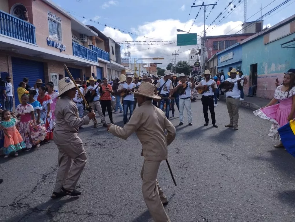 Junio empieza con sones de tamunangue y entre promesas a San Antonio