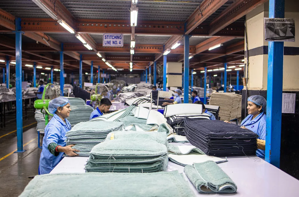 Cámara Venezolana de la Industria del Vestido pide ajuste de aranceles para materia prima
