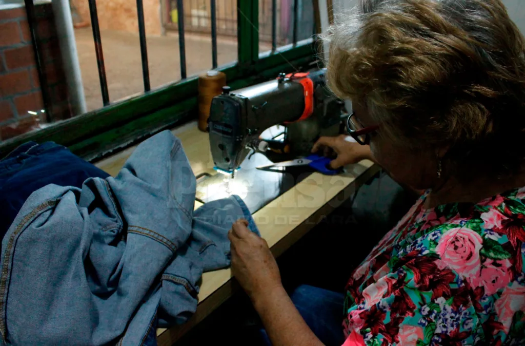 Cámara Venezolana de la Industria del Vestido pide ajuste de aranceles para materia prima