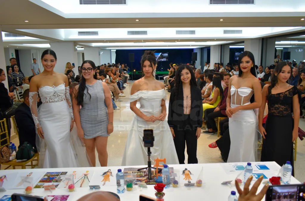 Desfile muestra el talento de estudiantes de diseño