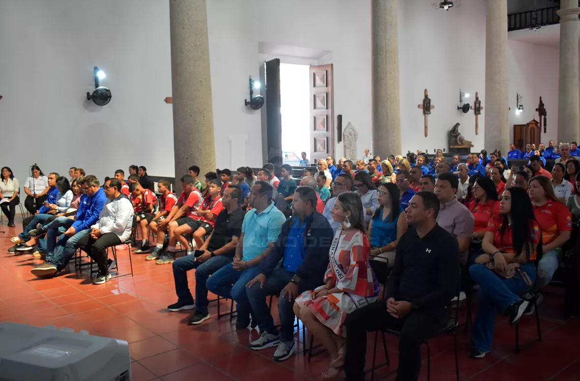 El día del deporte fue festejado con misa
