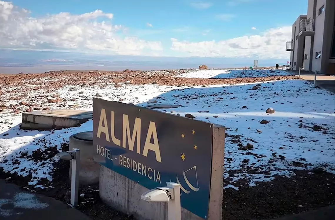 Imágenes y vídeos de la nevada fueron compartidos por el observatorio ALMA, uno de los más relevantes en el mundo que se ubica en esta zona.