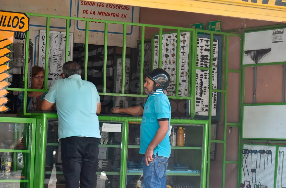 Repuesteros en Lara con dificultad para reponer mercancía
