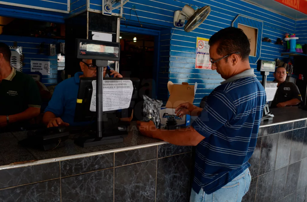 Repuesteros en Lara con dificultad para reponer mercancía