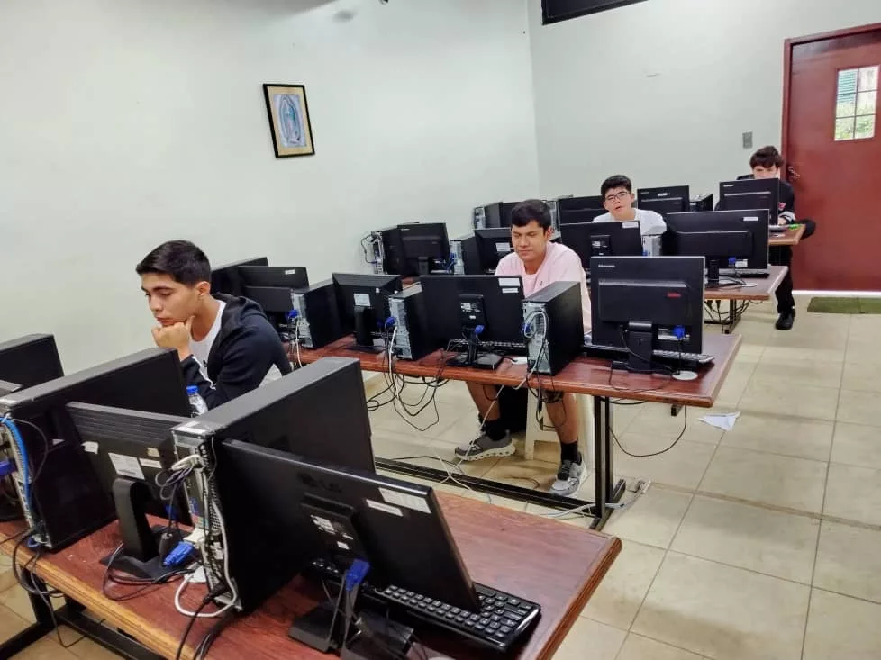 Las expectativas del talento local están en alto, porque Lara tuvo una destaca participación y se alzó con 18 medallas de oro en la prueba regional, estando más cerca de la Olimpiada Juvenil de Matemáticas, cuya prueba nacional será este 30 de junio. Alumnos desde quinto grado a quinto año de bachillerato ganaron en total 62 medallas; además de las de oro, 17 de plata y 27 de bronce.