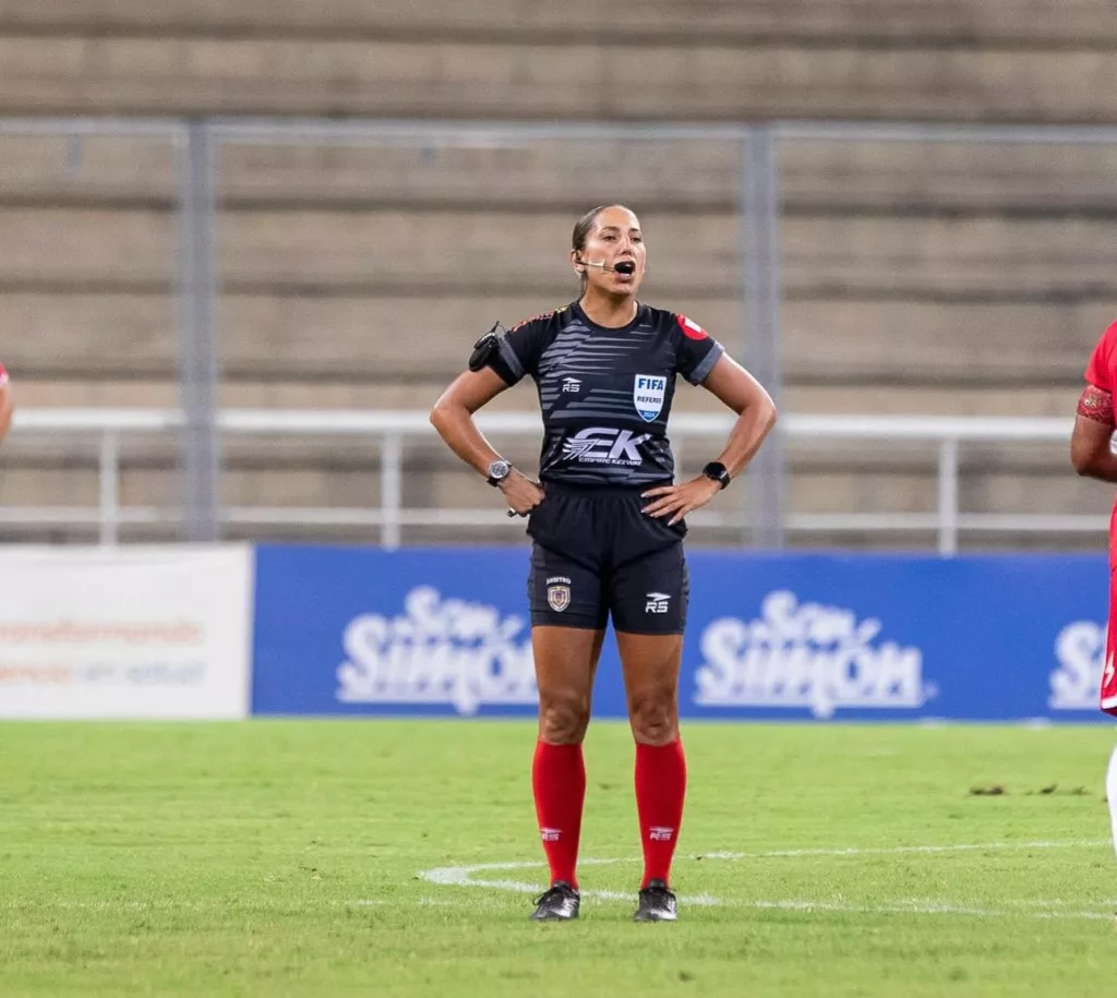 La juez larense, Emikar Calderas, estará siendo la encargada de impartir justicia en la gran final del torneo apertura de la Liga Futve 2025, en el encuentro de este sábado entre la Universidad Central de Venezuela (UCV) y el Deportivo Táchira.