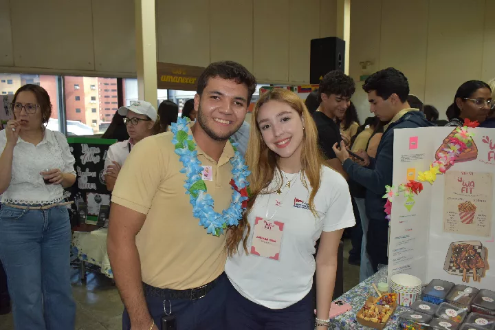 Colegio “Independencia” incentiva a futuros empresarios