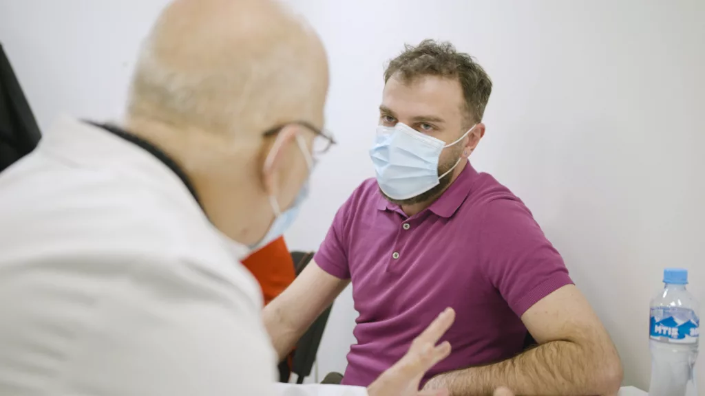 Médicos urgen prevención por brote de influenza y otros virus respiratorios