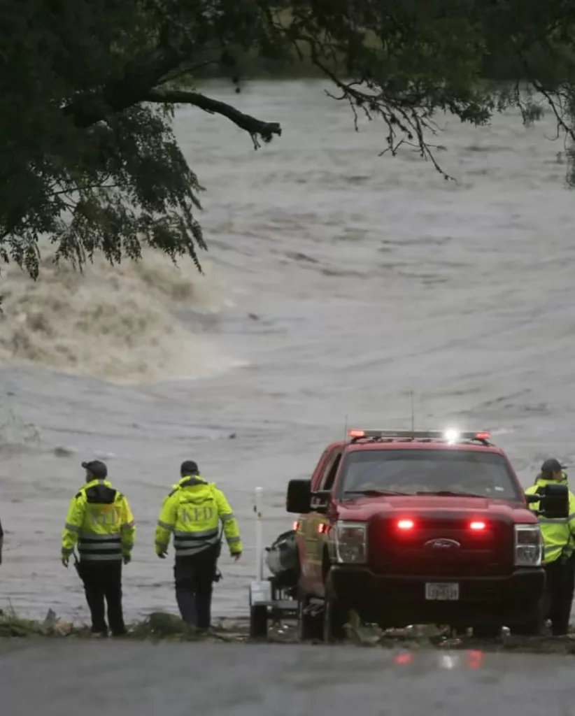 En el estado de Texas, EE.UU., se realiza una amplia operación de rescate