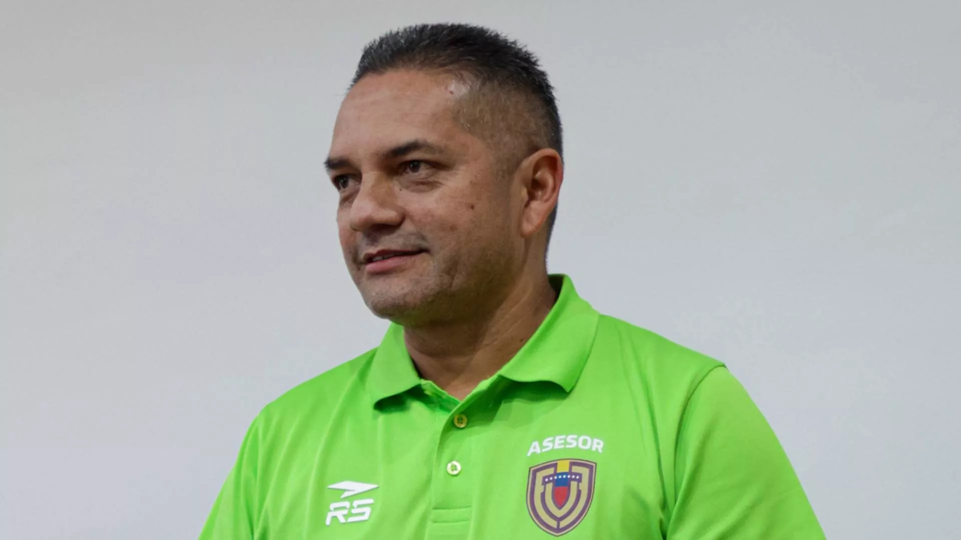 Manuel Benítez instructor FIFA