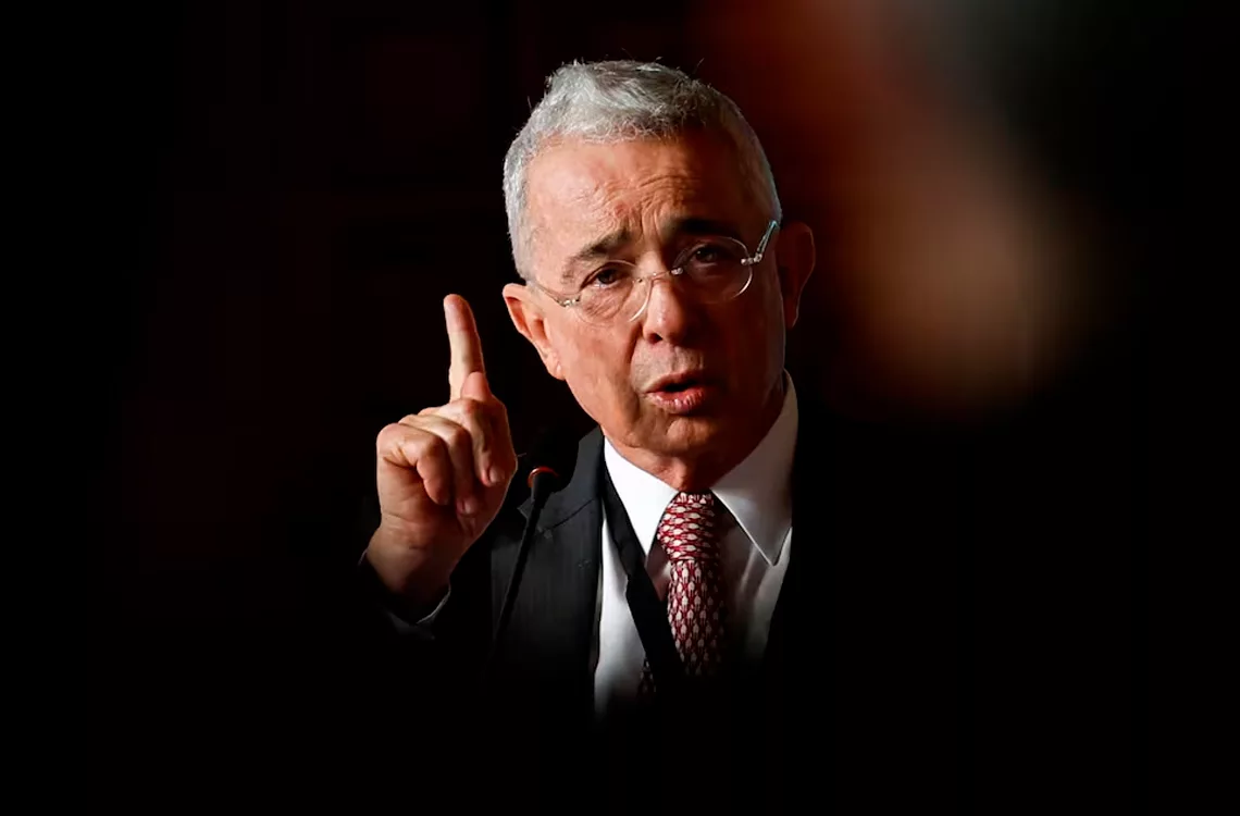 Imponen al expresidente de Colombia Álvaro Uribe con cárcel domiciliaria
