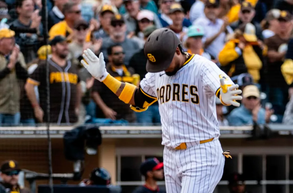 Luis Arráez San Diego Padres
