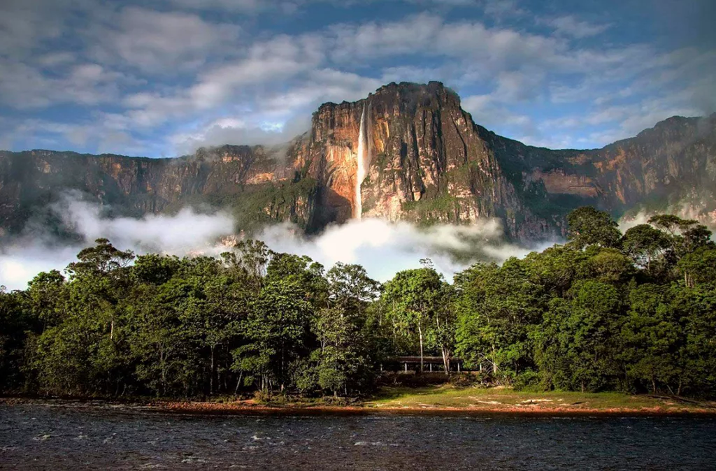 Unesco advierte el deterioro del Parque Nacional Canaima