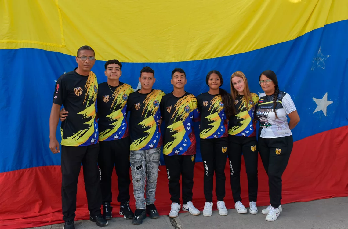 Jugadores larenses estuvieron en España para actividad de Fútbol sala